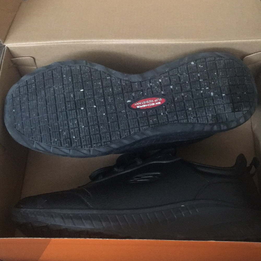 Skechers Work Footwear with Memory Foam - Picture 6 of 12